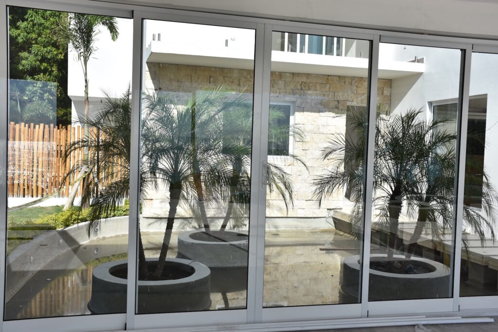 Atlantic_sliding_doors-1-min