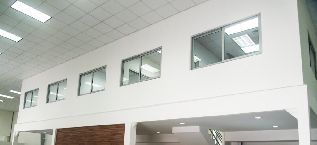 Atlantic_sliding_windows-1-min